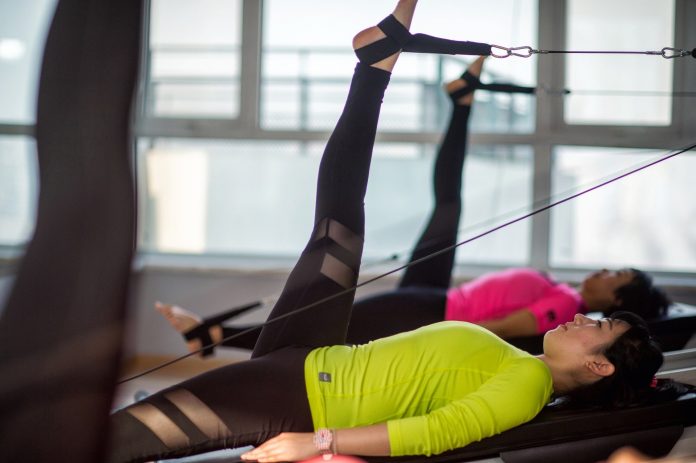 15 minutes pilates exercise at home 15 minutes pilates exercise at home