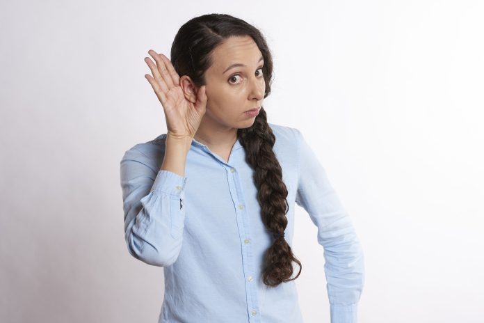 common symptoms of hearing loss